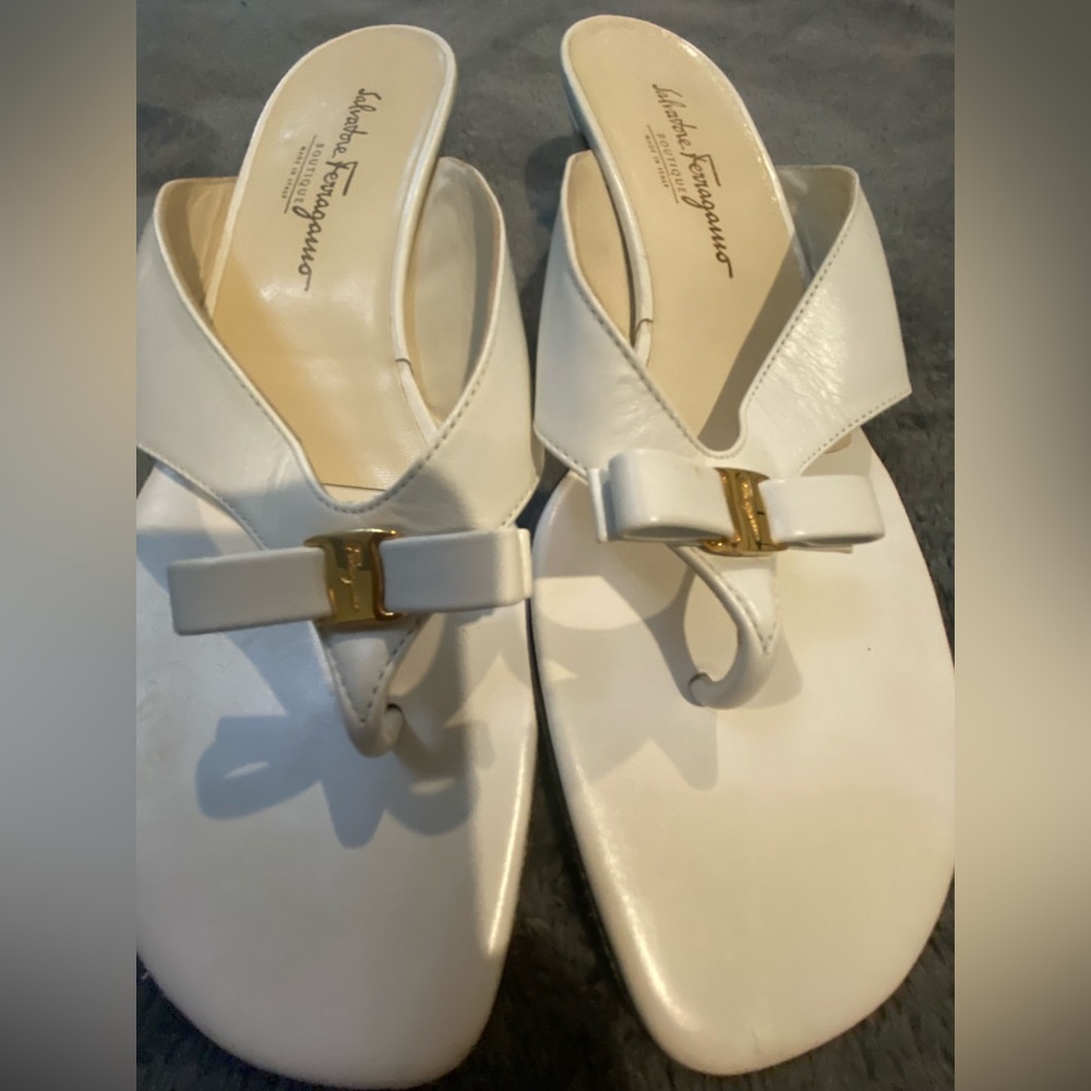 Ferragamo Boutique white sandals
